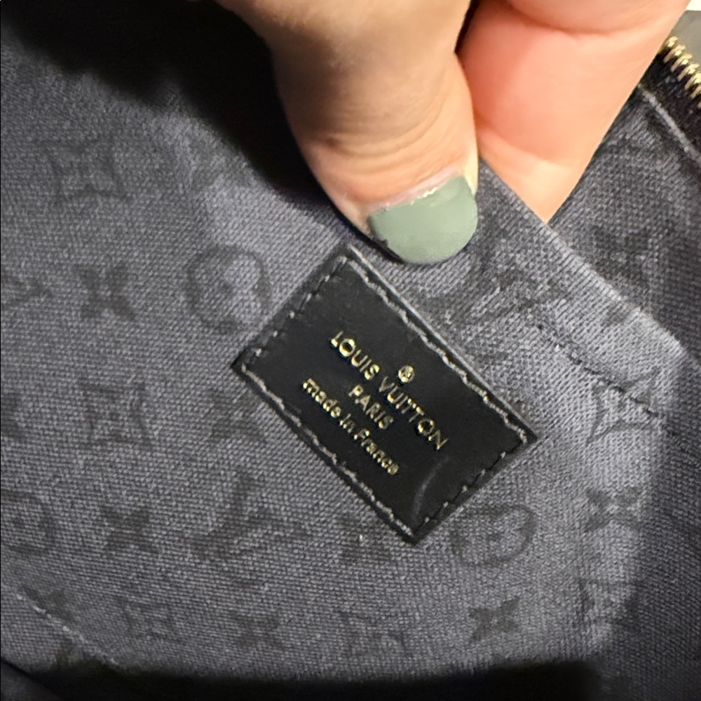 Louis Vuitton Crafty Giant Monogram GM Pochette - Picture 9 of 13
